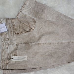 Chico's Ultimate Fit Regular Pants. Each one sold separately Khaki,Red, Beige